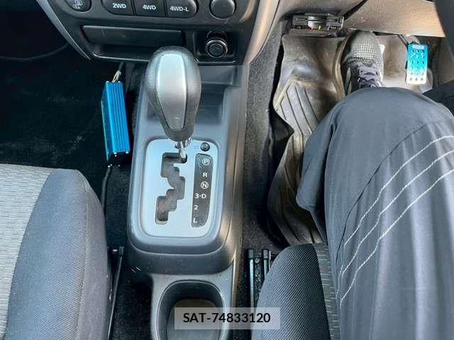 Suzuki JIMNY 2009-04 1546234-11