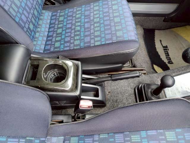 Suzuki JIMNY 1995-01 1546232-11