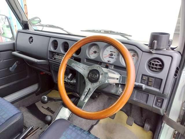 Suzuki JIMNY 1995-01 1546232-8