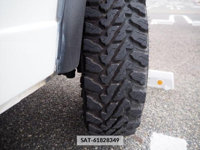 Suzuki JIMNY 1997-01 1904198-28
