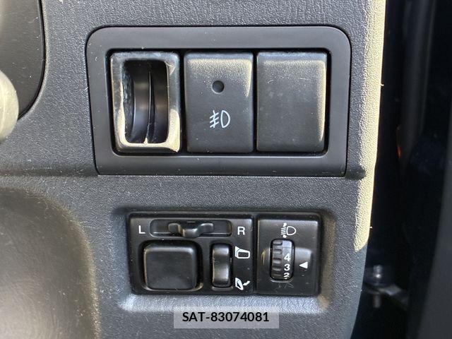 Suzuki JIMNY 2010-11 2010081-14