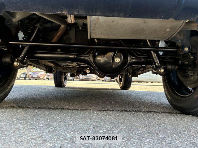 Suzuki JIMNY 2010-11 2010081-21