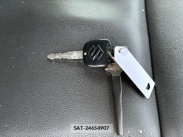 Suzuki JIMNY 2017-04 3376309-17