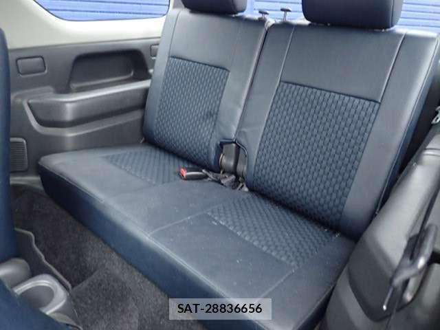 Suzuki JIMNY 2007-07 3770553-9