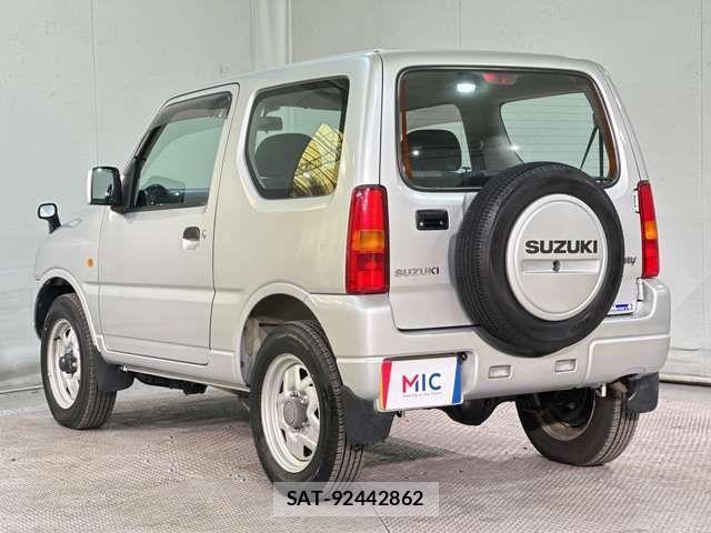 Suzuki JIMNY 2008-09 3906593-6