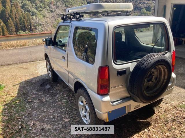 Suzuki JIMNY 2005-04 4325532-9