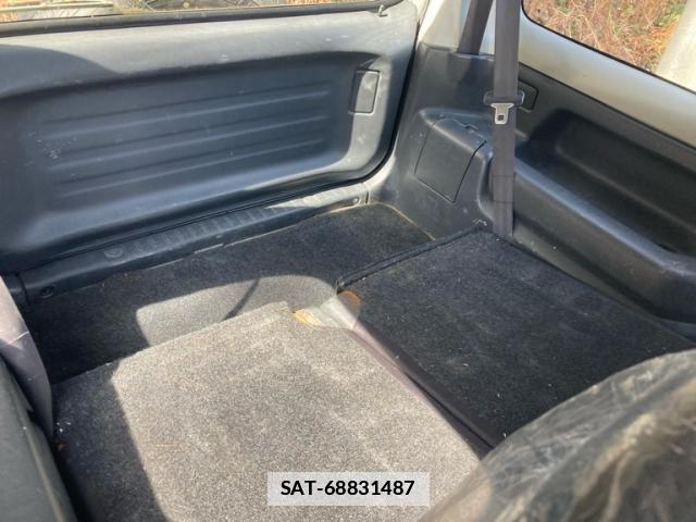 Suzuki JIMNY 2005-04 4325532-16
