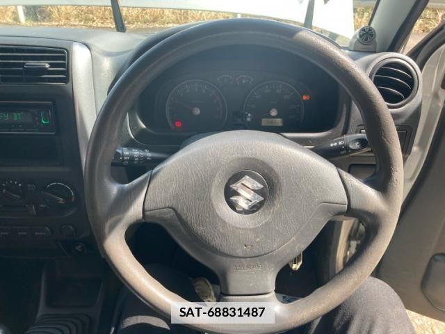 Suzuki JIMNY 2005-04 4325532-17