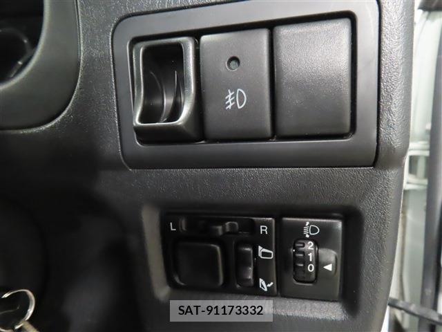 Suzuki JIMNY 2017-06 4371308-7