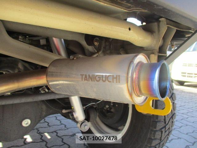 Suzuki JIMNY 2018-09 4594365-3
