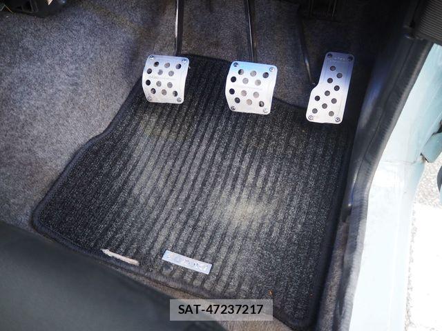 Suzuki JIMNY 1996-01 4754551-19