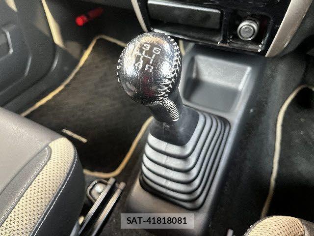 Suzuki JIMNY 2017-06 4961411-19