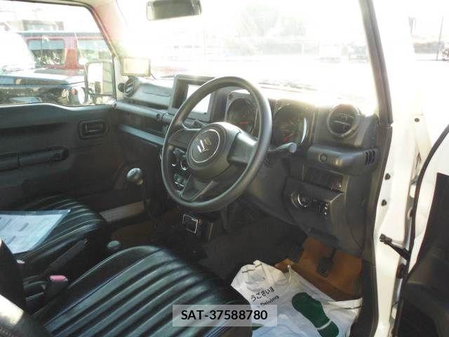 Suzuki JIMNY 2018-07 4961387-2
