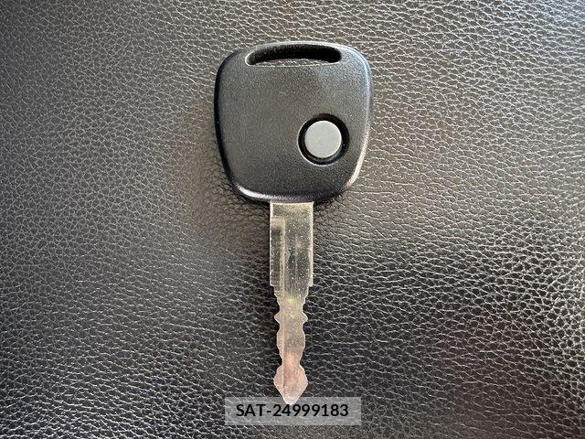 Suzuki JIMNY 2015-02 4961418-29