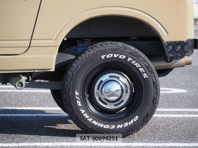 Suzuki JIMNY 1998-01 4961454-10