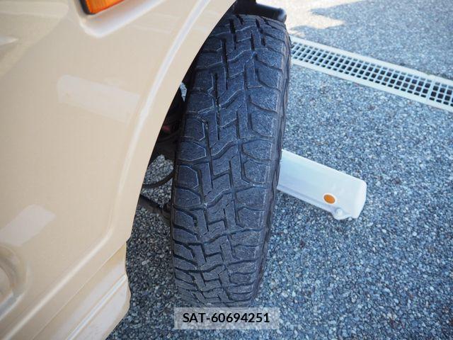 Suzuki JIMNY 1998-01 4961454-28