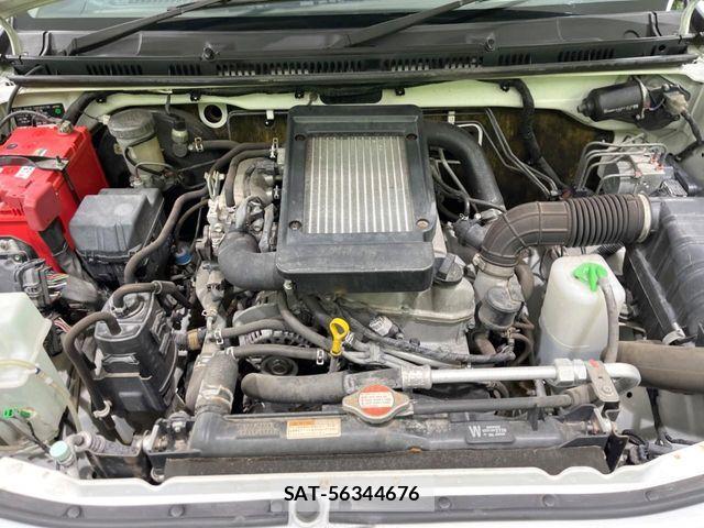 Suzuki JIMNY 2016-01 5869990-17