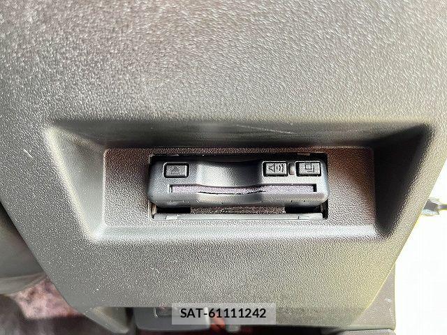 Suzuki JIMNY 2023-06 5869938-15