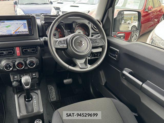 Suzuki JIMNY 2023-11 5869935-12