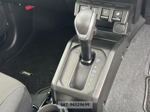 Suzuki JIMNY 2023-11 5869935-19