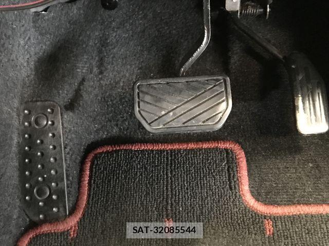 Suzuki JIMNY 2013-04 5869998-24
