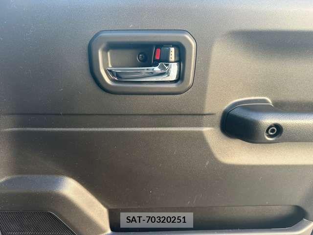 Suzuki JIMNY 2025-07 6001740-10