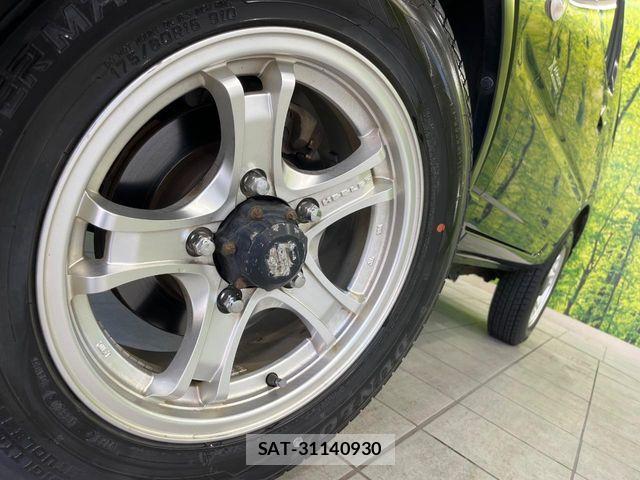 Suzuki JIMNY 2013-11 6001881-13