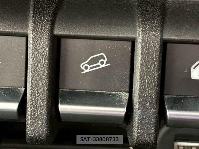 Suzuki JIMNY 2018-09 6001757-8
