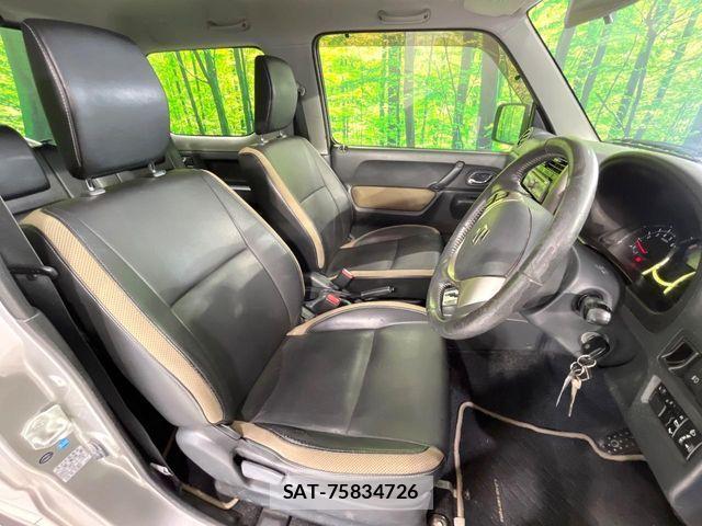 Suzuki JIMNY 2015-05 6215907-7