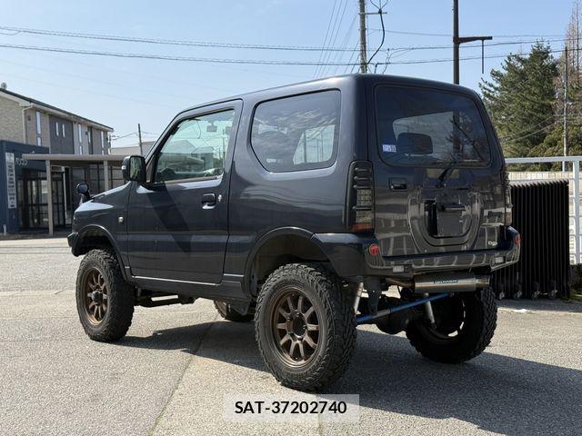 Suzuki JIMNY 2011-08 6264610-2