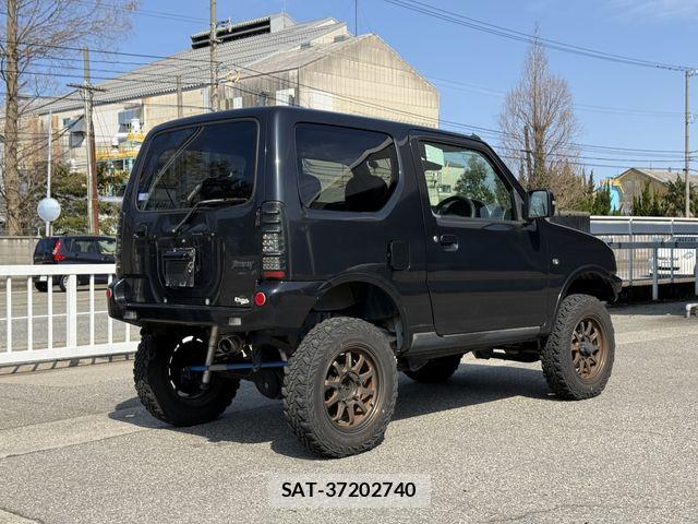 Suzuki JIMNY 2011-08 6264610-4