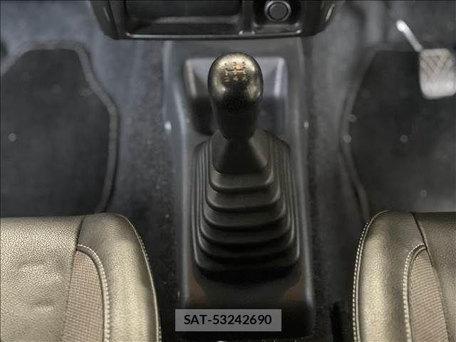 Suzuki JIMNY 2010-05 6271956-12