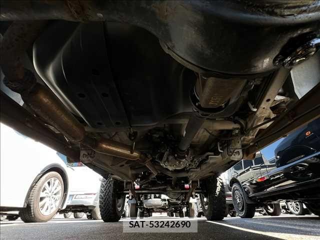 Suzuki JIMNY 2010-05 6271956-14