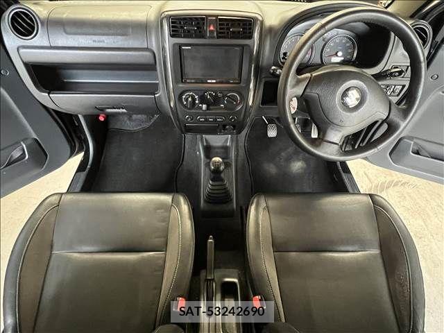 Suzuki JIMNY 2010-05 6271956-2