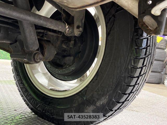 Suzuki JIMNY 2015-08 6271947-17