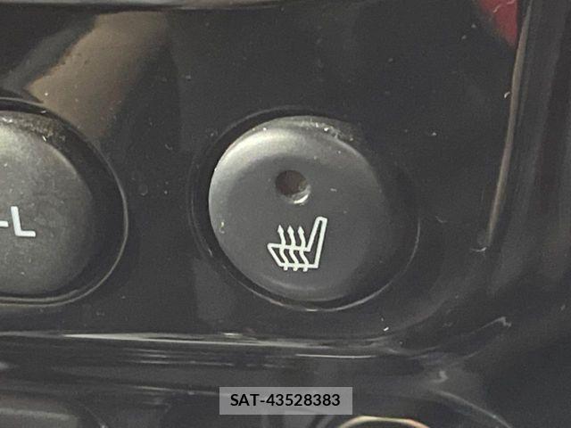 Suzuki JIMNY 2015-08 6271947-2