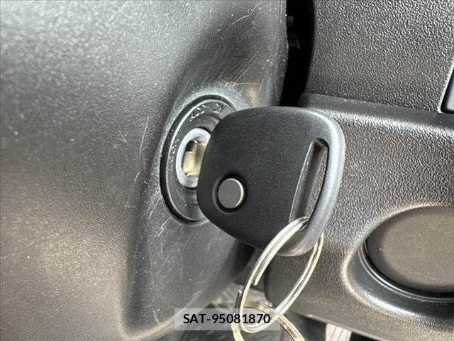 Suzuki JIMNY 2024-08 6271946-20
