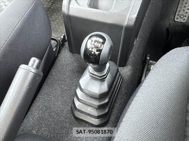 Suzuki JIMNY 2024-08 6271946-4