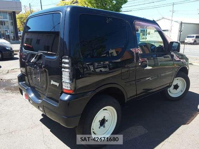 Suzuki JIMNY 2008-03 6612520-2