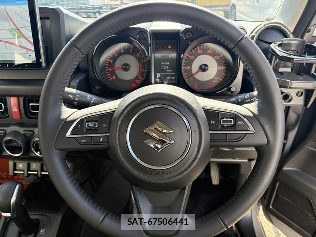 Suzuki JIMNY 2025-10 6612484-16