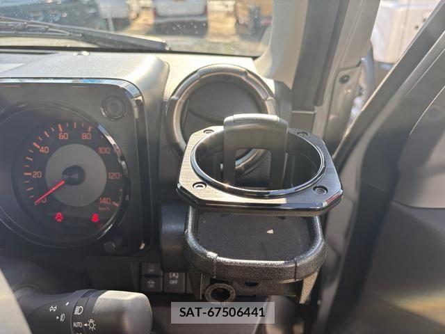 Suzuki JIMNY 2025-10 6612484-18