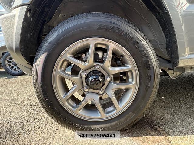 Suzuki JIMNY 2025-10 6612484-2