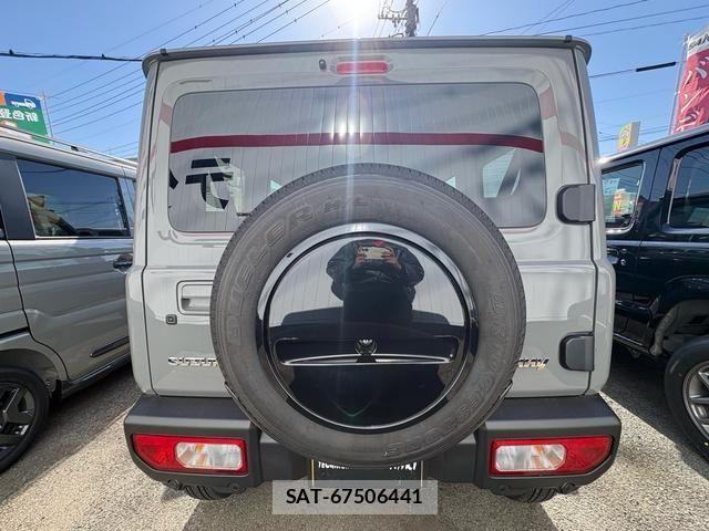 Suzuki JIMNY 2025-10 6612484-6