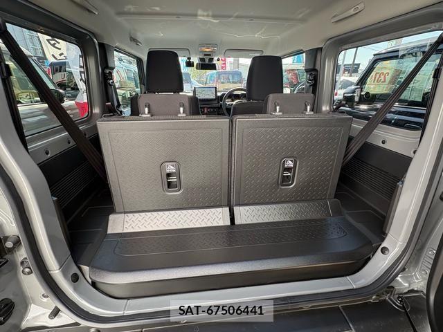 Suzuki JIMNY 2025-10 6612484-8