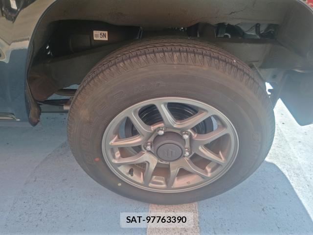 Suzuki JIMNY 2023-04 6641737-13