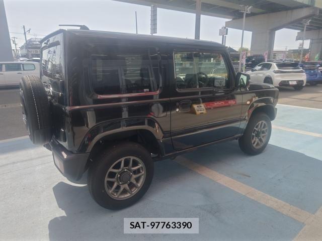 Suzuki JIMNY 2023-04 6641737-4