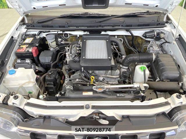 Suzuki JIMNY 2018-01 6672073-17