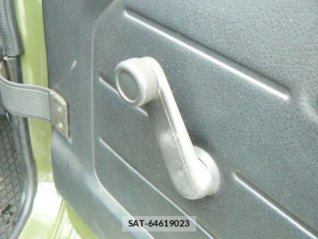 Suzuki JIMNY 1996-01 6672074-11