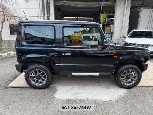 Suzuki JIMNY 2025-09 6672059-3