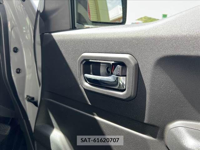 Suzuki JIMNY 2025-01 6676450-12